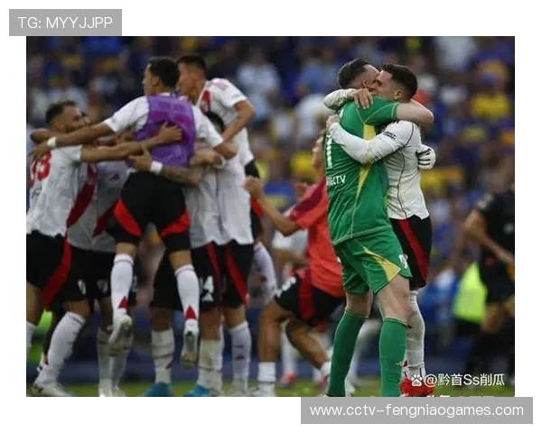 球迷场外冲突：警方介入维持德比战秩序