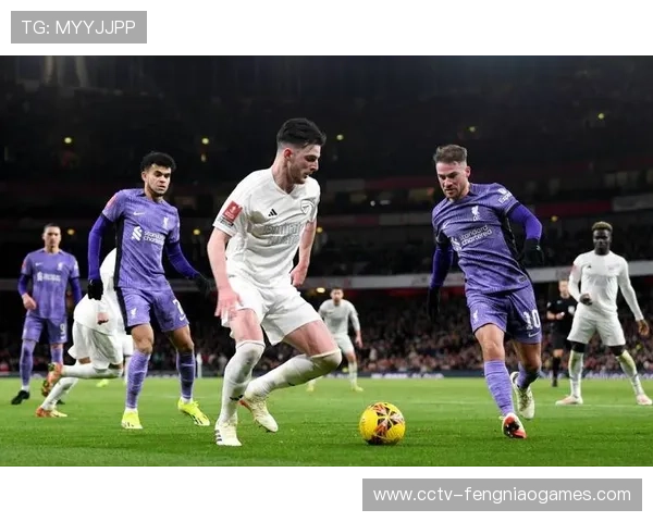 阿森纳对阵利物浦，榜首大战即将上演